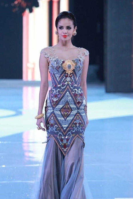 Megan Young – người đẹp đến từ Philipines đã chính thức đăng quang Hoa hậu thế giới năm 2013.